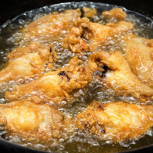 The 5 Best Oils for Deep Frying Chicken & Wings