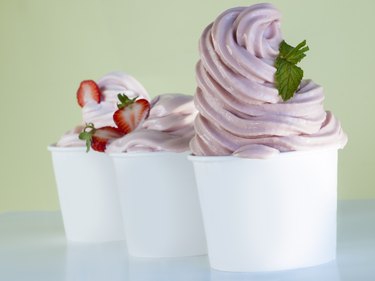 Does Frozen Yogurt Contain Live Cultures Like L. Acidophilus? | livestrong