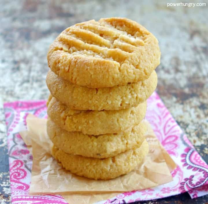 Almond Flour Shortbread Cookies {3 Ingredients, Vegan, Paleo, Keto}