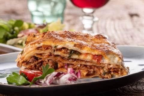 A Temperature Guide for Baking, Serving & Reheating Lasagna – Cooking Chops