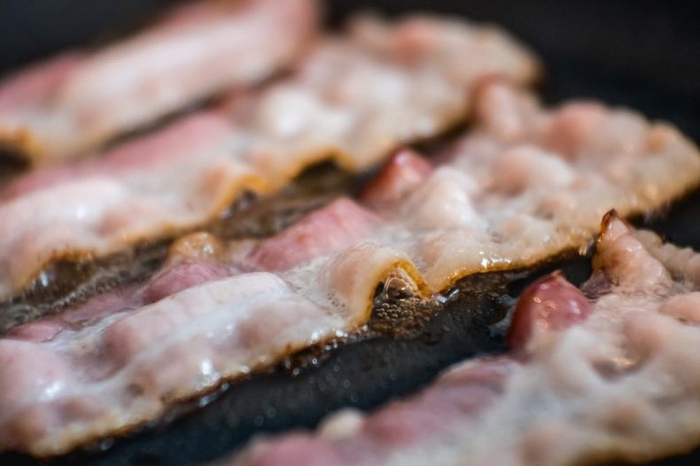 How to Tell If Bacon Is Bad: 3 Easy Ways to Find Out - StreetSmart Kitchen