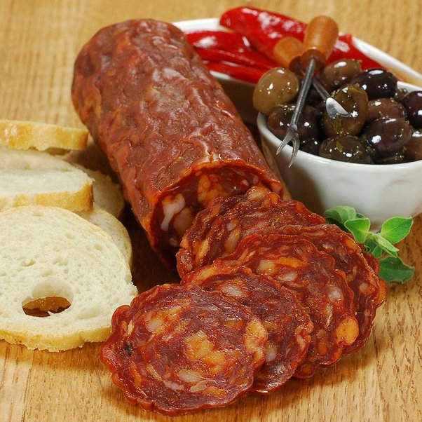 What's the difference between salami and pepperoni? - Quora