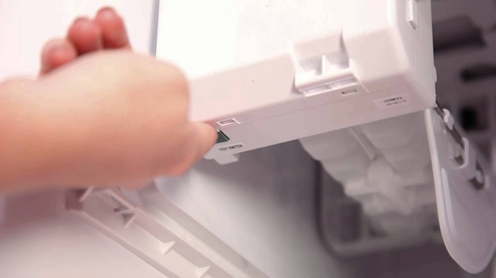 Daewoo - How to Reset the Ice Maker (American Style Fridge/Freezer) - YouTube