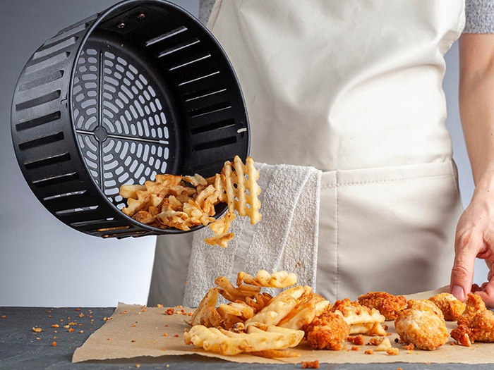 Dehydrator Vs. Air Fryer - Best Machine In Your Kitchen 2022