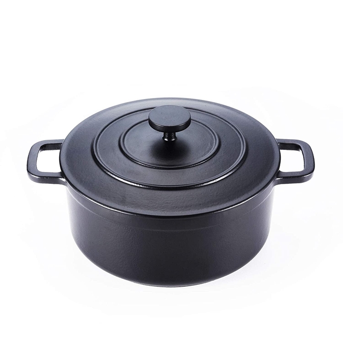 Buy MOOSSE Premium Dutch Oven, Enameled Cast iron Pot for Induction Cooktop,  Stove, Oven, No Seasoning Required, Made in Korea, 4.2 Quarts (4L), 9.4”  (24 cm) Online at Low Prices in India - Amazon.in