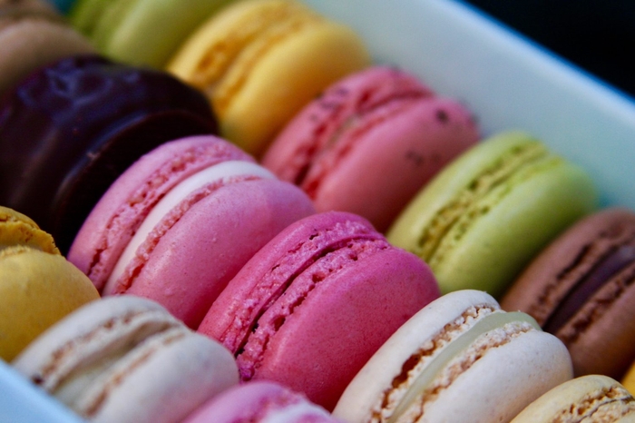 Do Macarons Need to be Refrigerated? Yes and No -