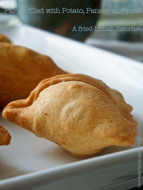 Garam Masala Tuesdays: Samosas Revisited - The Novice Housewife