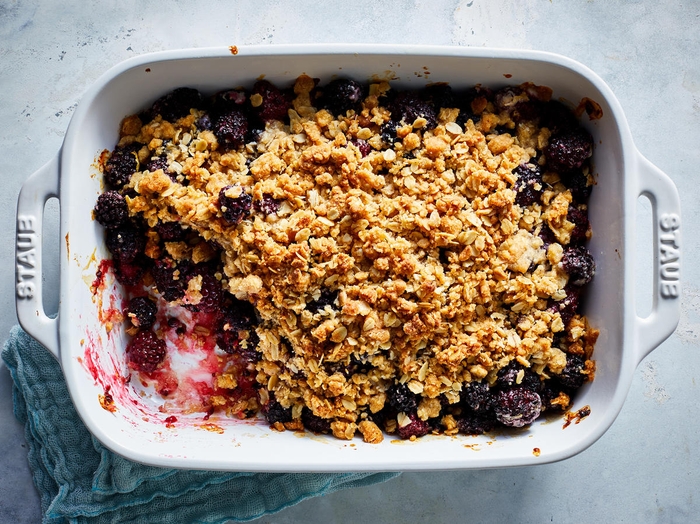 Blackberry Crisp With Crunchy Oat Topping Recipe | Cooking Light