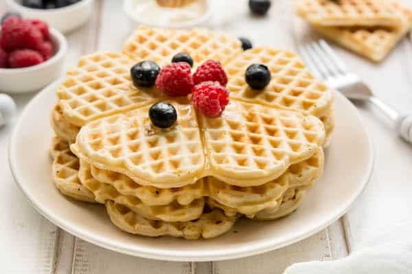 Waffles Without Baking Powder - Foods Guy