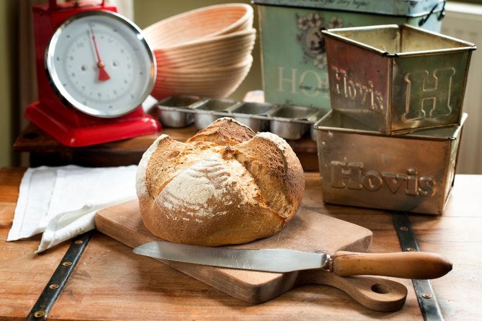 How to remove bread from sticking bread tin - Bread Baking Tips