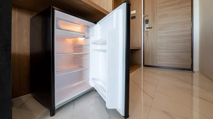 Galanz minifridge vs. Frigidaire minifridge | WGN-TV