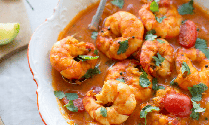How to Reheat Prawn Curry (Step-By-Step Guide) | Let's Foodie