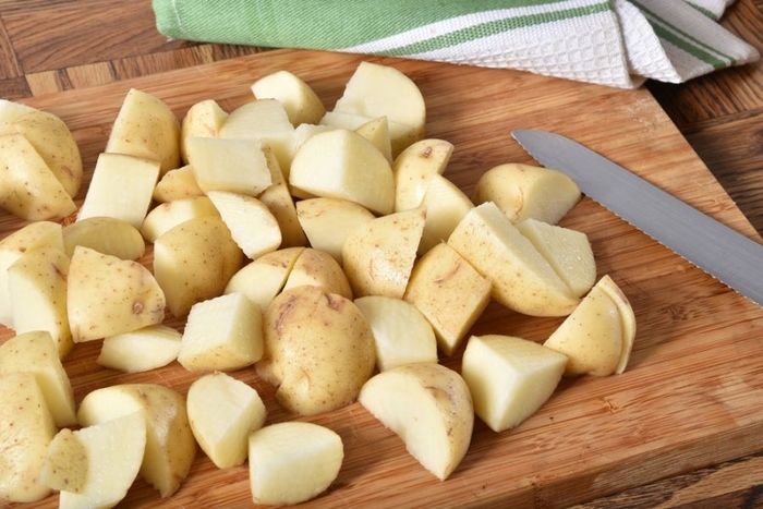 How to Store Cut Potatoes (For Boiling, Roasting, or Frying) - Baking  Kneads, LLC